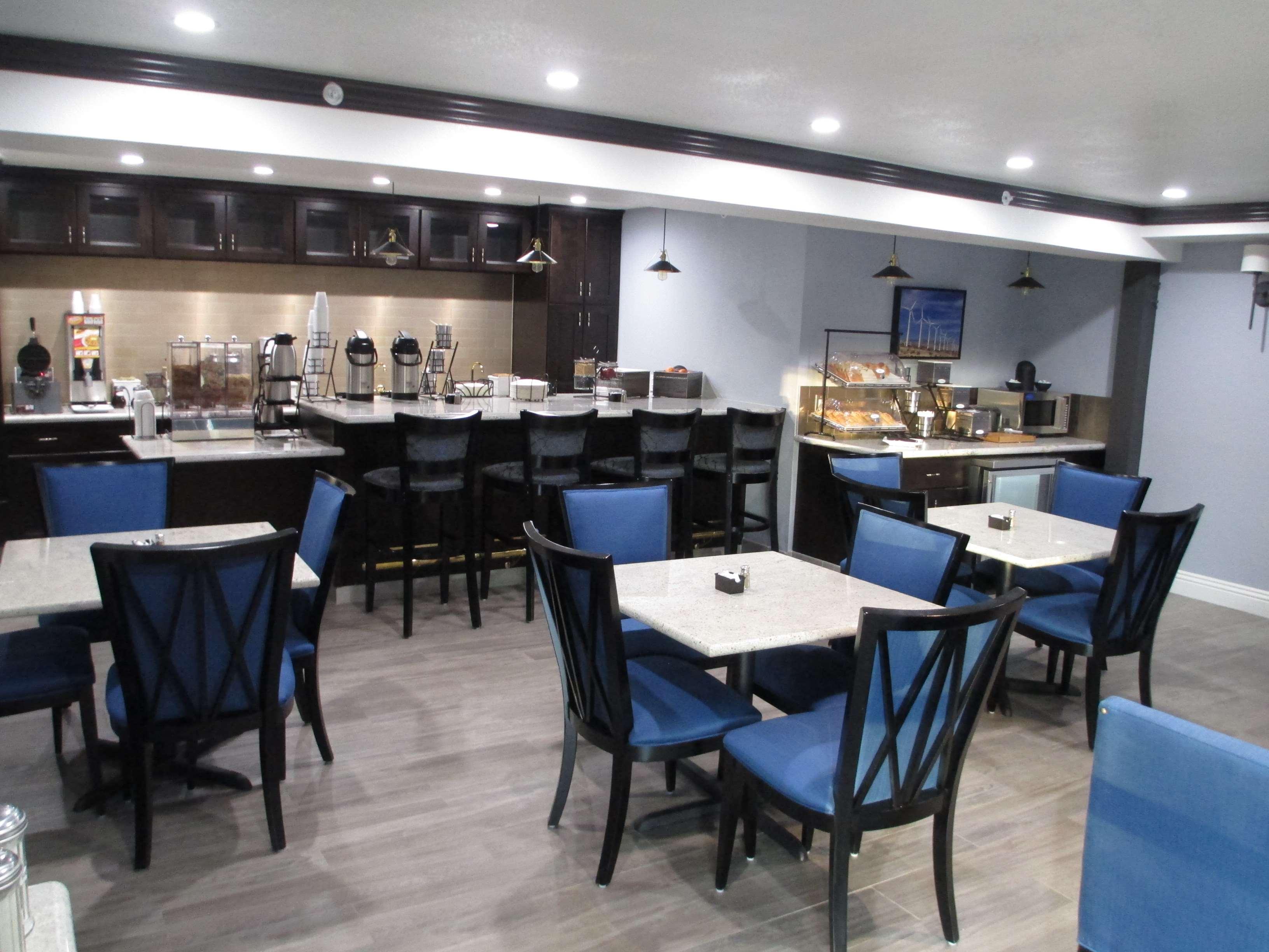 Best Western Plus Diamond Valley Inn Hemet Exterior photo