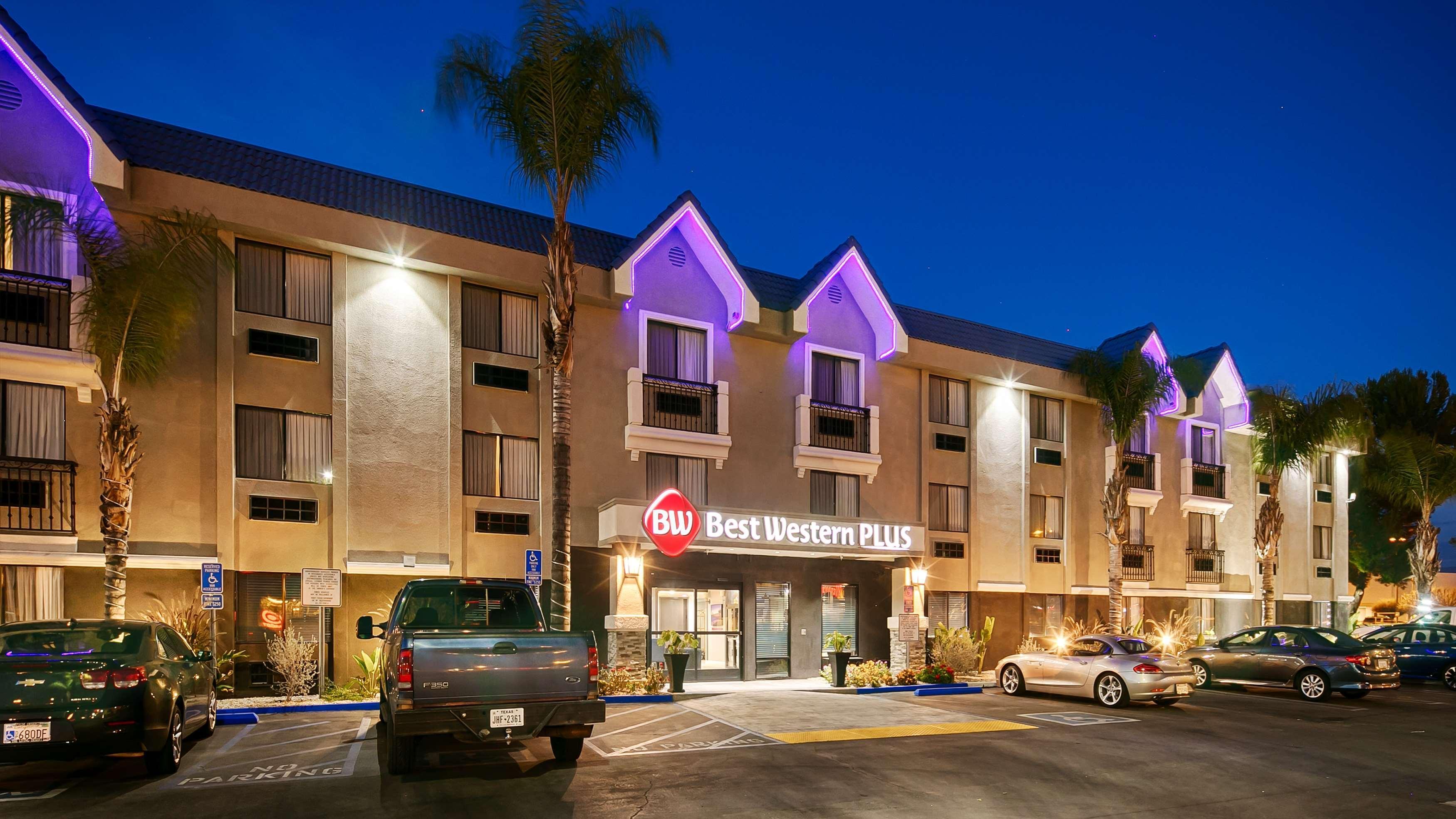 Best Western Plus Diamond Valley Inn Hemet Exterior photo